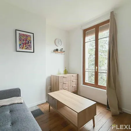 Immeuble Poliveau Apartamento *